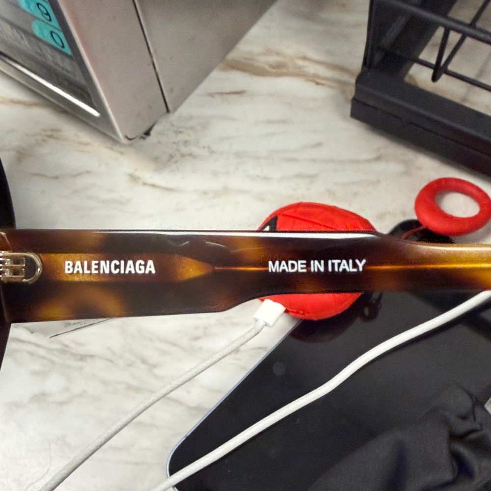 Balenciaga Women's Brown Gradient Shield Sunglasses - Picture 2 of 4